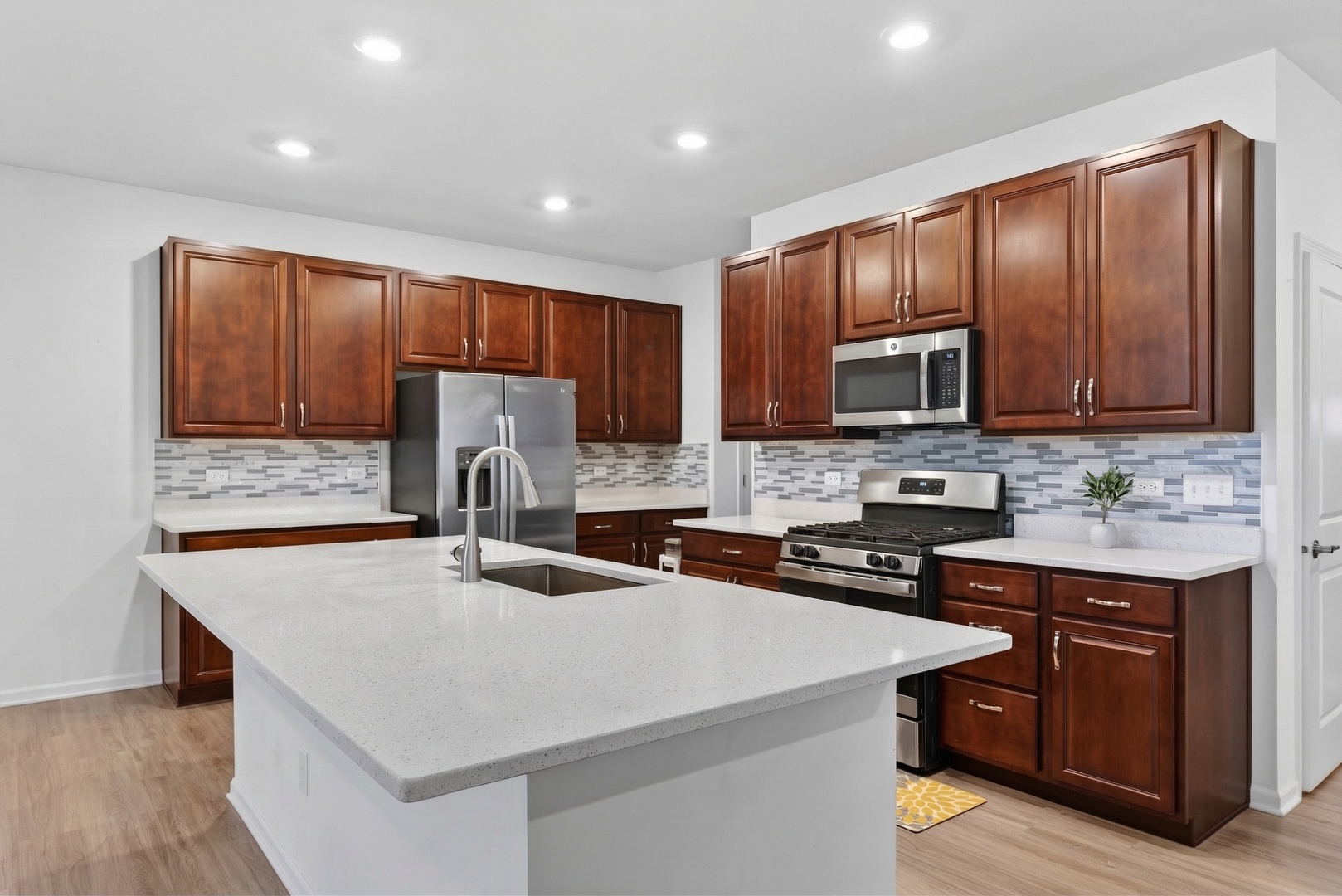 1818 Chandolin Court, Elgin, IL 60124