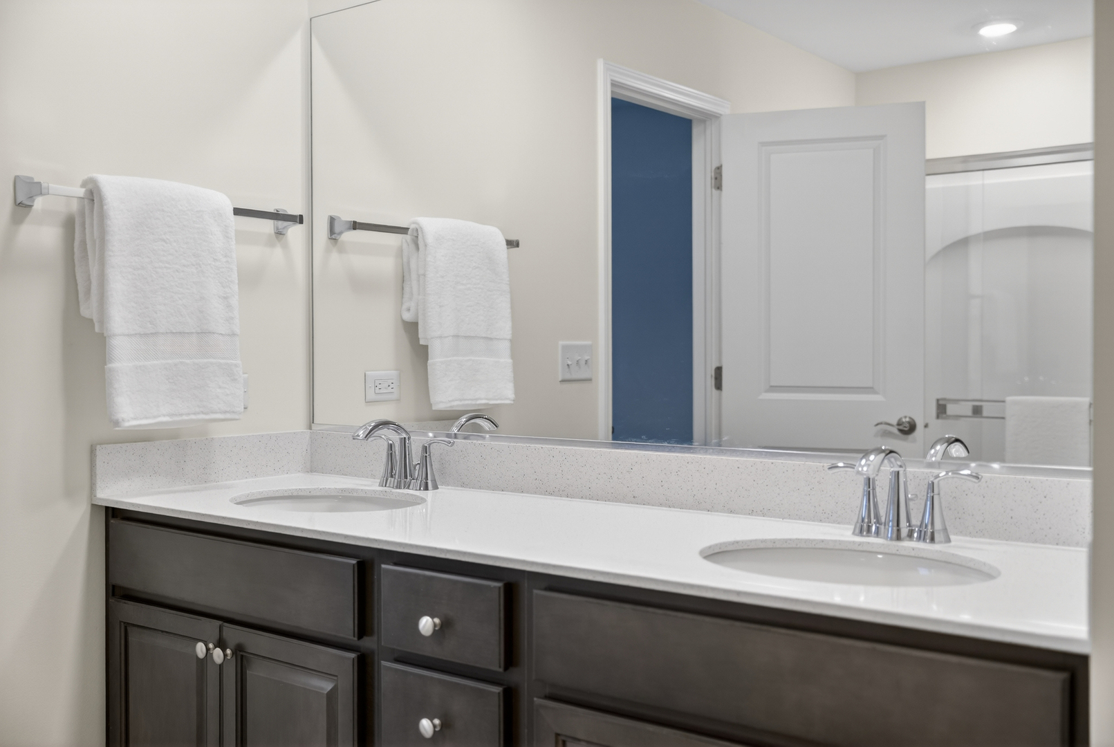 1818 Chandolin Court, Elgin, IL 60124