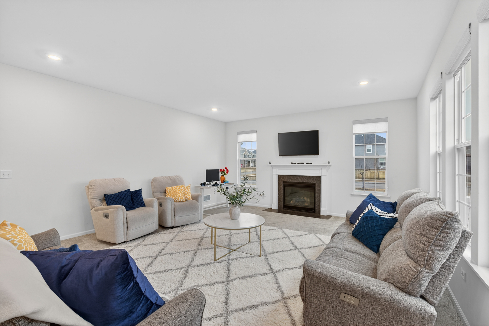 1818 Chandolin Court, Elgin, IL 60124