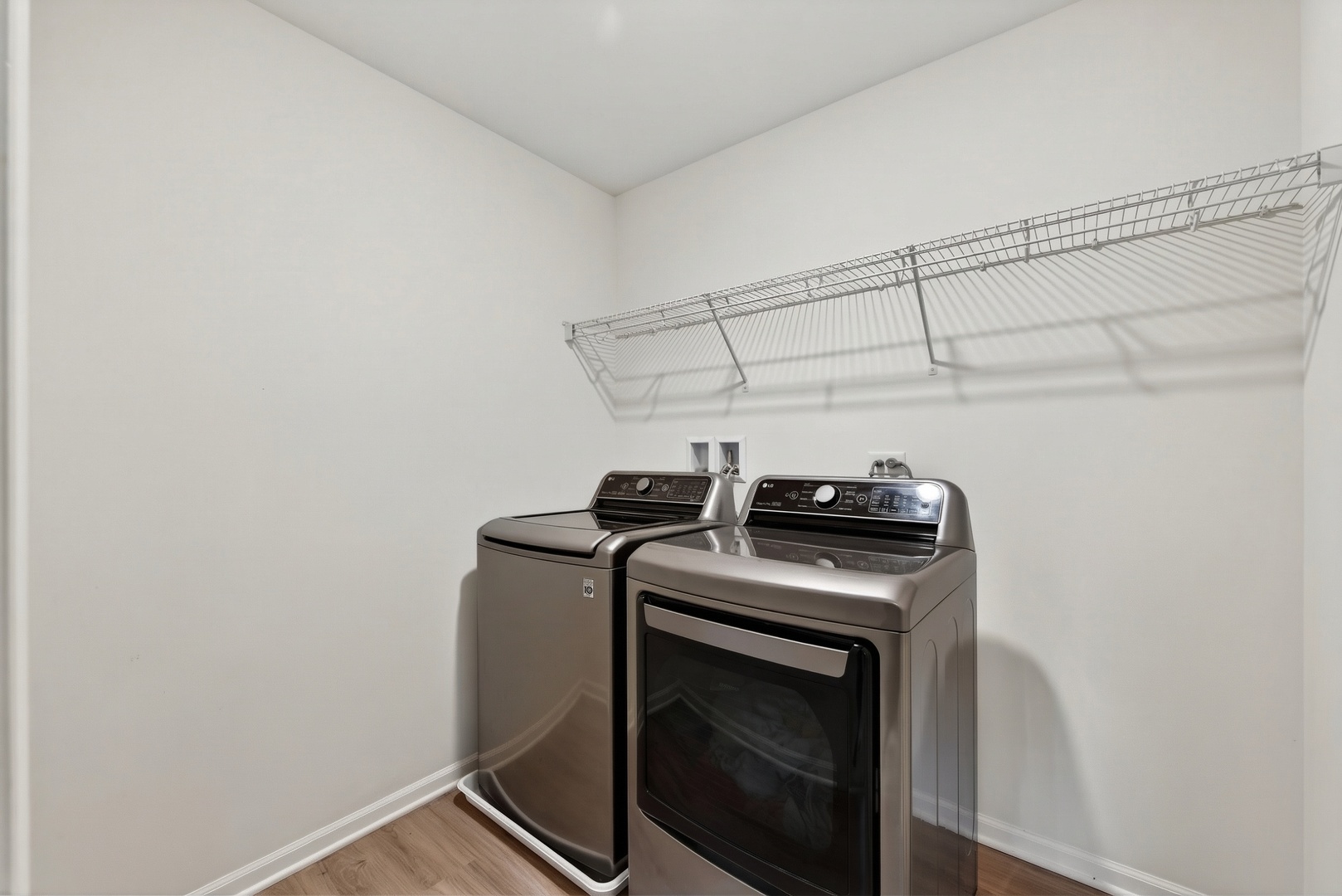 1818 Chandolin Court, Elgin, IL 60124