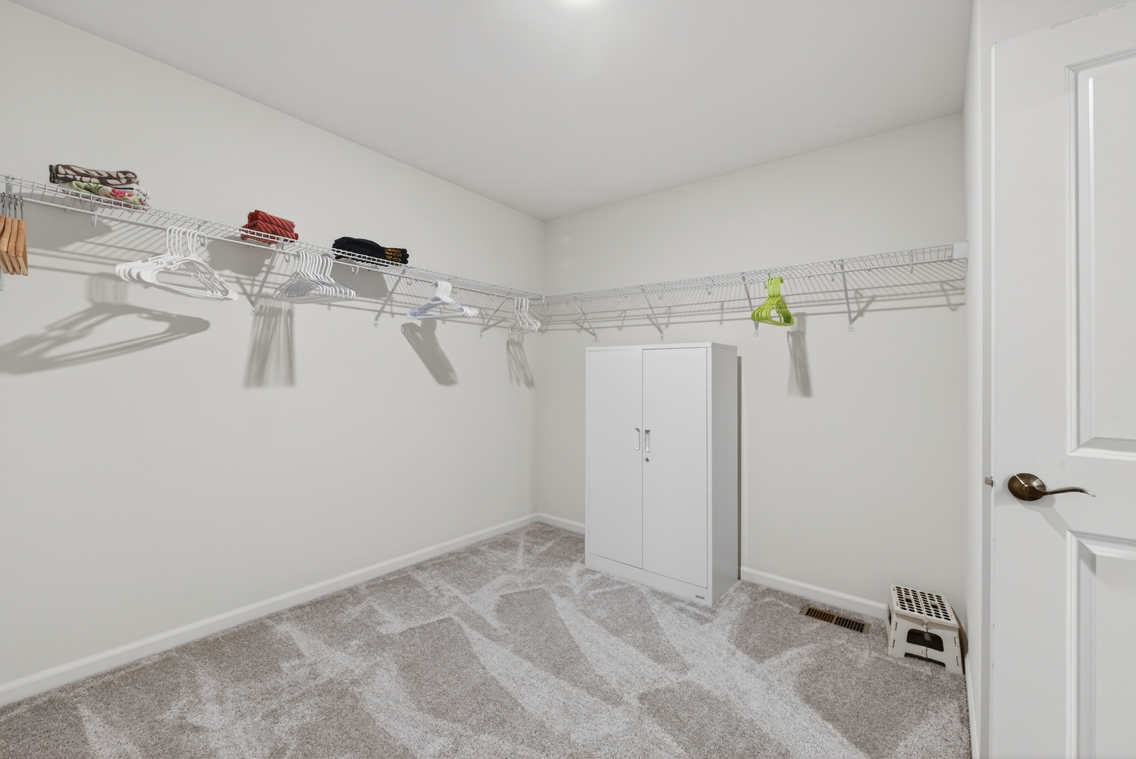 1818 Chandolin Court, Elgin, IL 60124