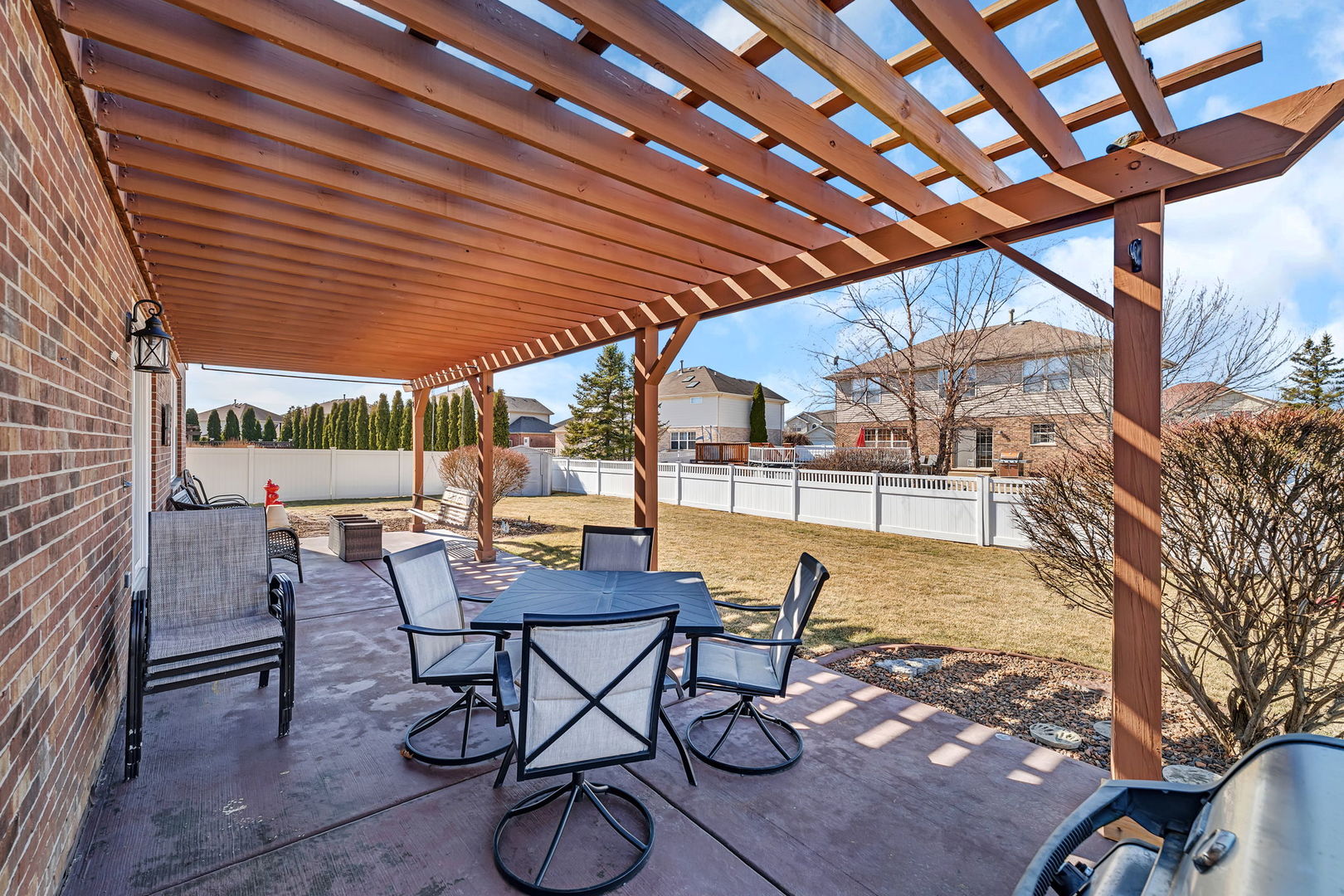 24450 Arrowhead Drive, Manhattan, IL 60442