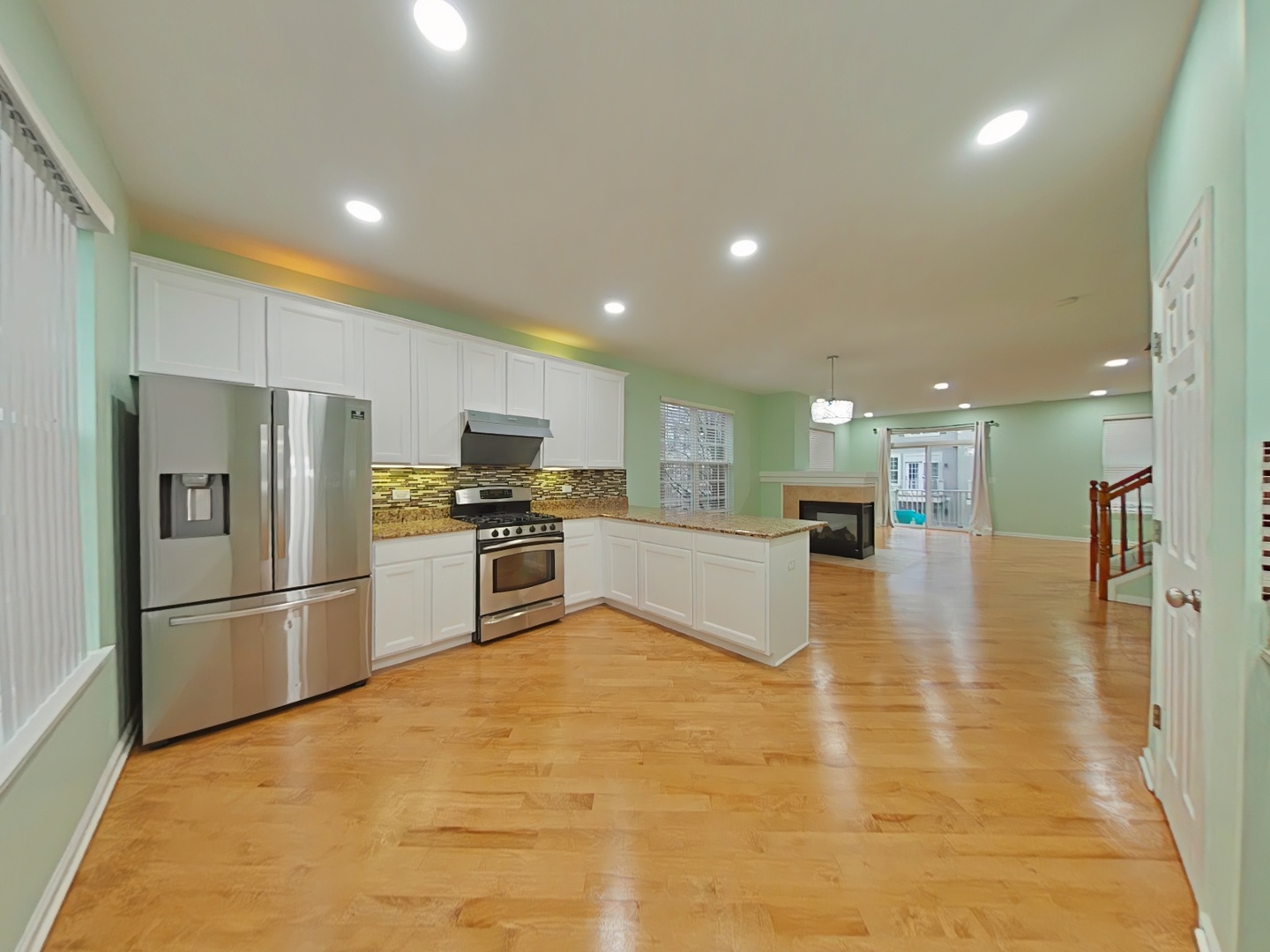 848 STATION Boulevard, Aurora, IL 60504