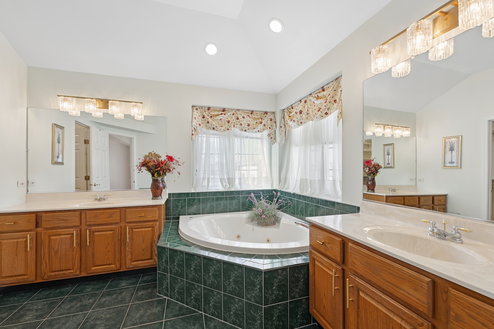 18036 Crystal Lane, Lansing, IL 60438