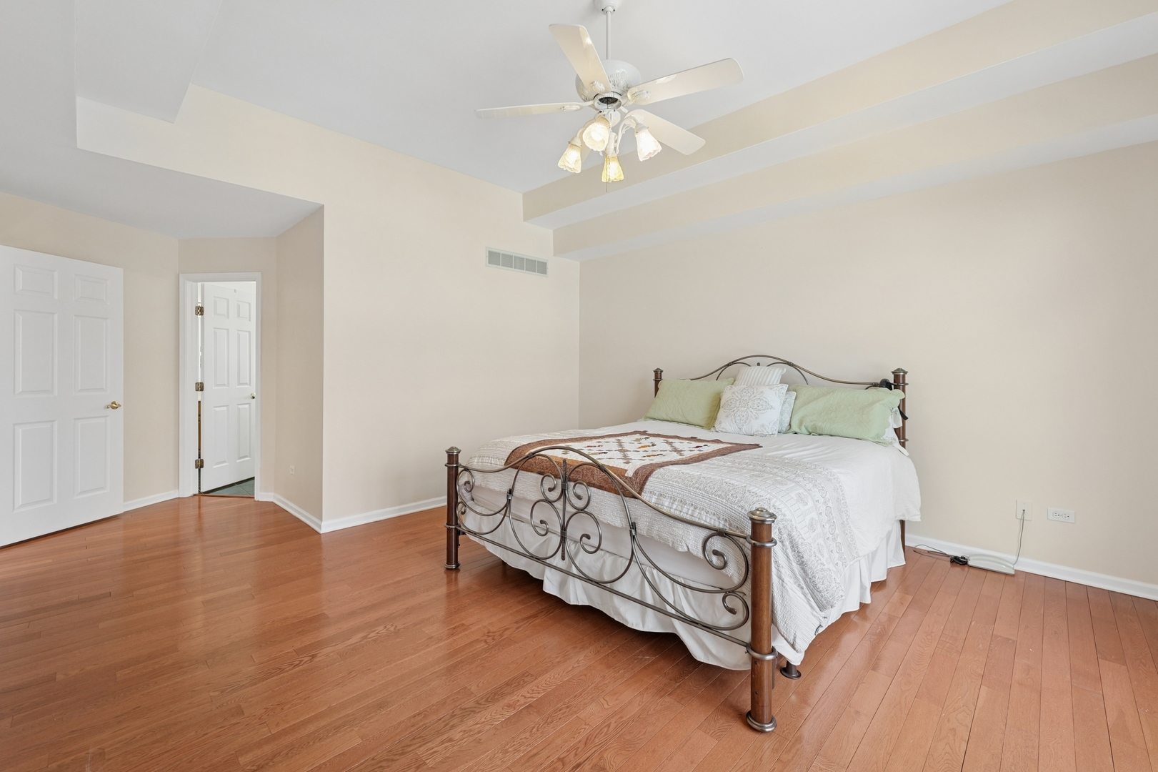 18036 Crystal Lane, Lansing, IL 60438