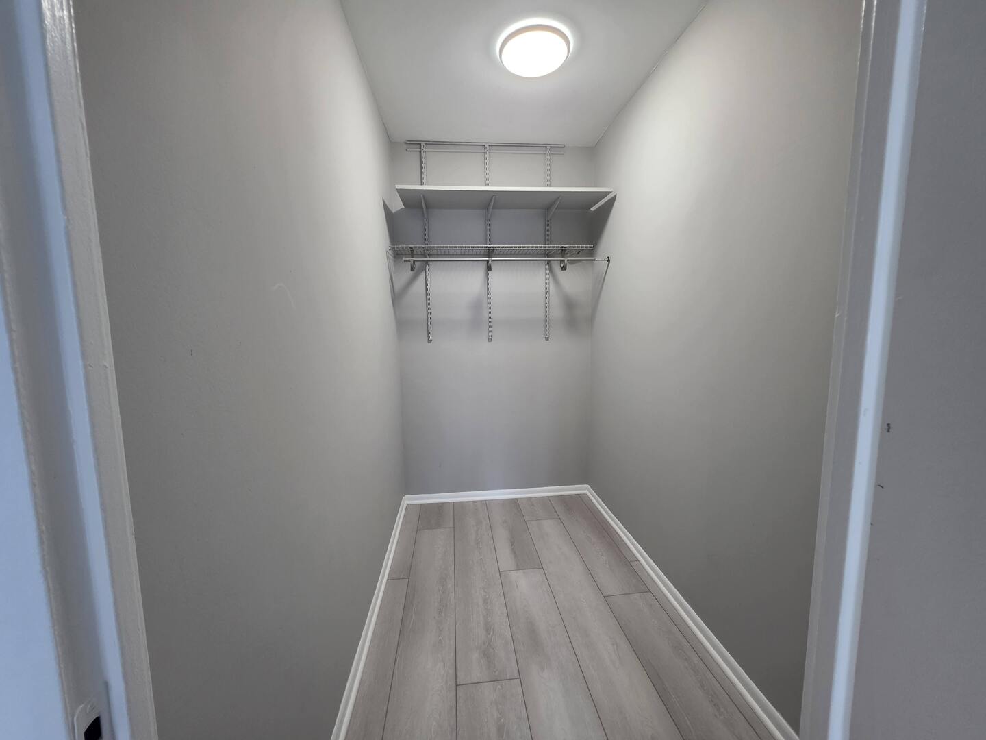 6033 N Sheridan Road #10D, Chicago, IL 60660