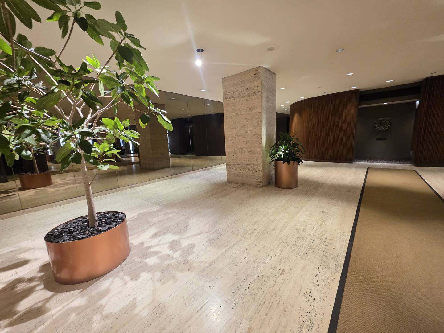 6033 N Sheridan Road #10D, Chicago, IL 60660