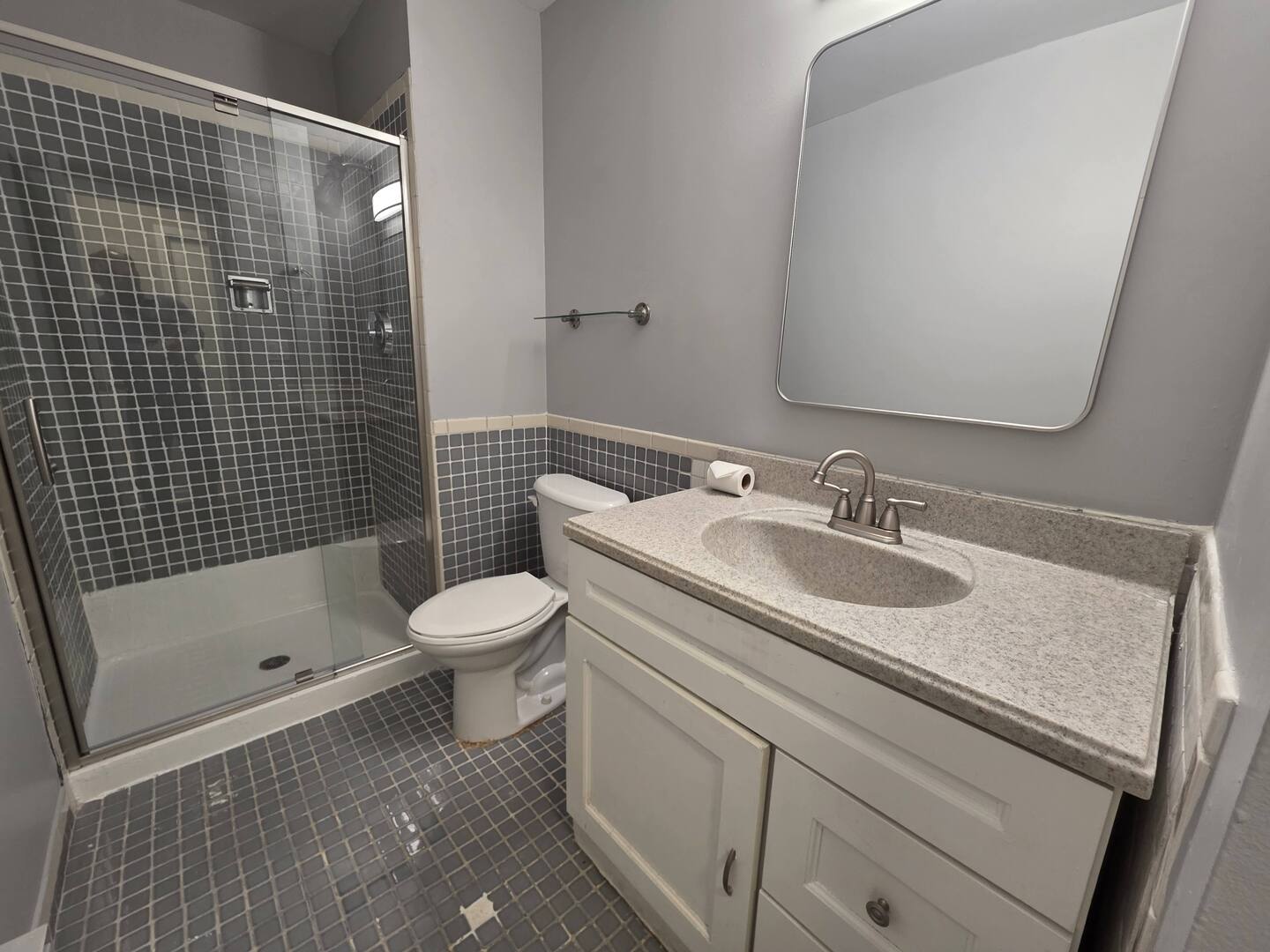 6033 N Sheridan Road #10D, Chicago, IL 60660