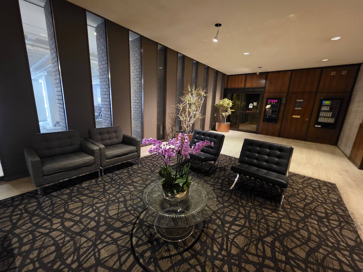 6033 N Sheridan Road #10D, Chicago, IL 60660