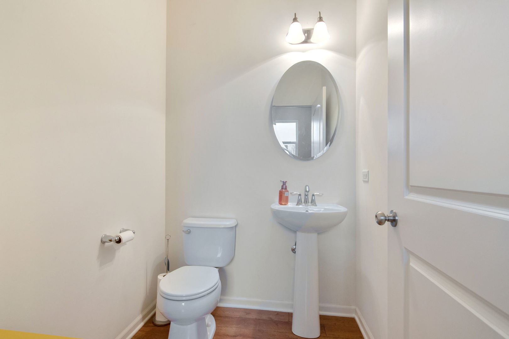 1 Pond Court, Bolingbrook, IL 60490