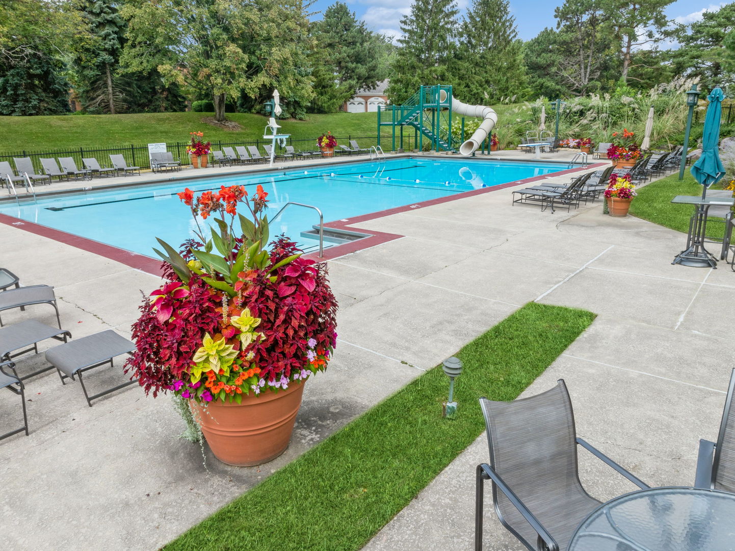 2016 Midwest club Parkway, Oak Brook, IL 60523