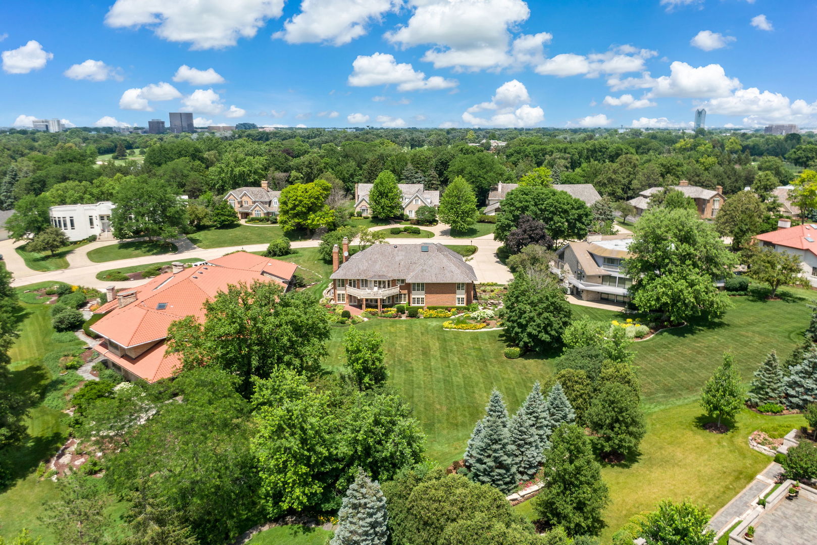 2016 Midwest club Parkway, Oak Brook, IL 60523