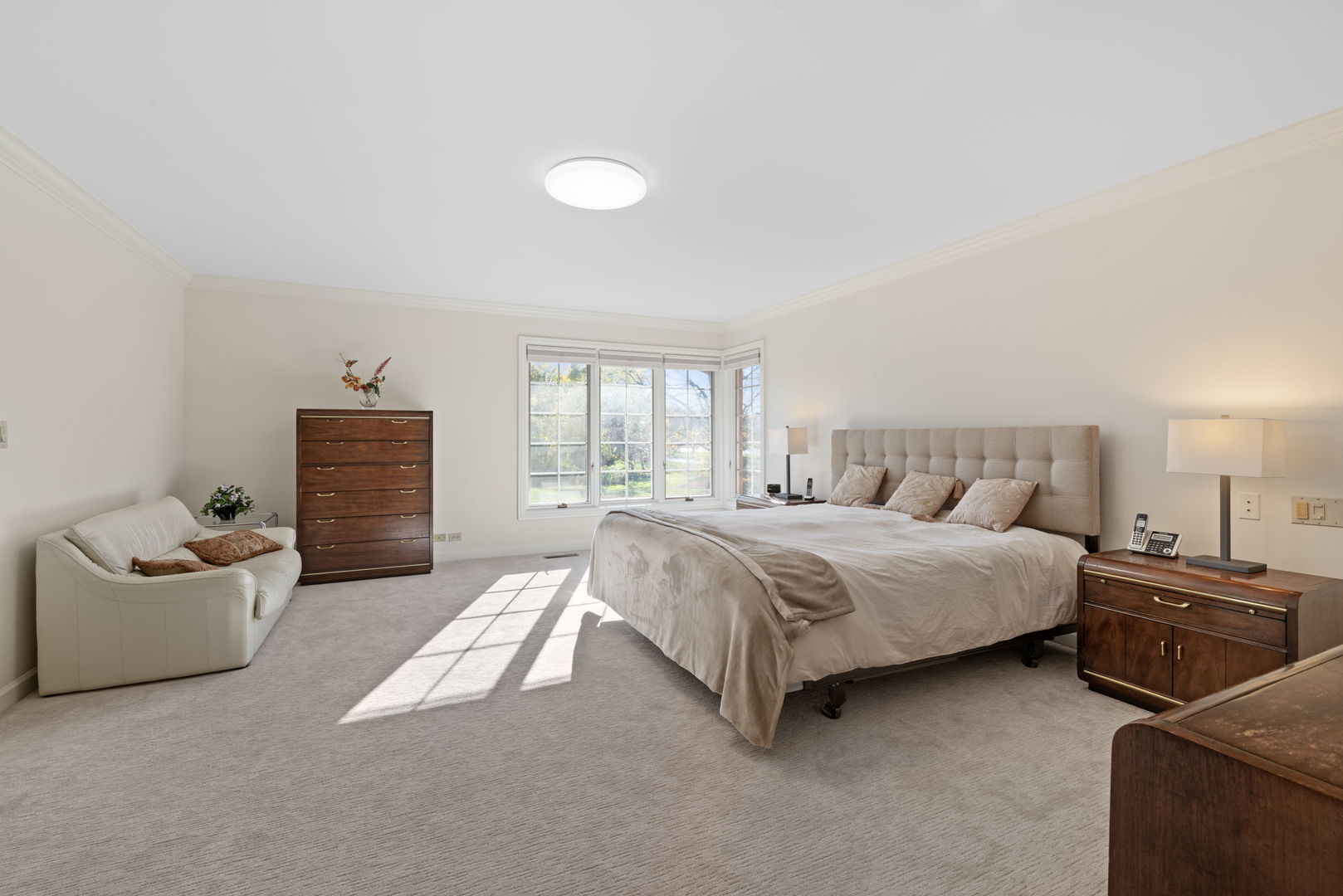 2016 Midwest club Parkway, Oak Brook, IL 60523