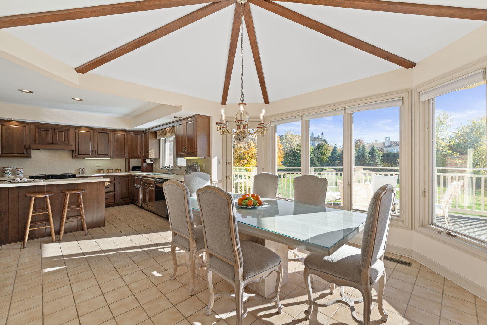 2016 Midwest club Parkway, Oak Brook, IL 60523