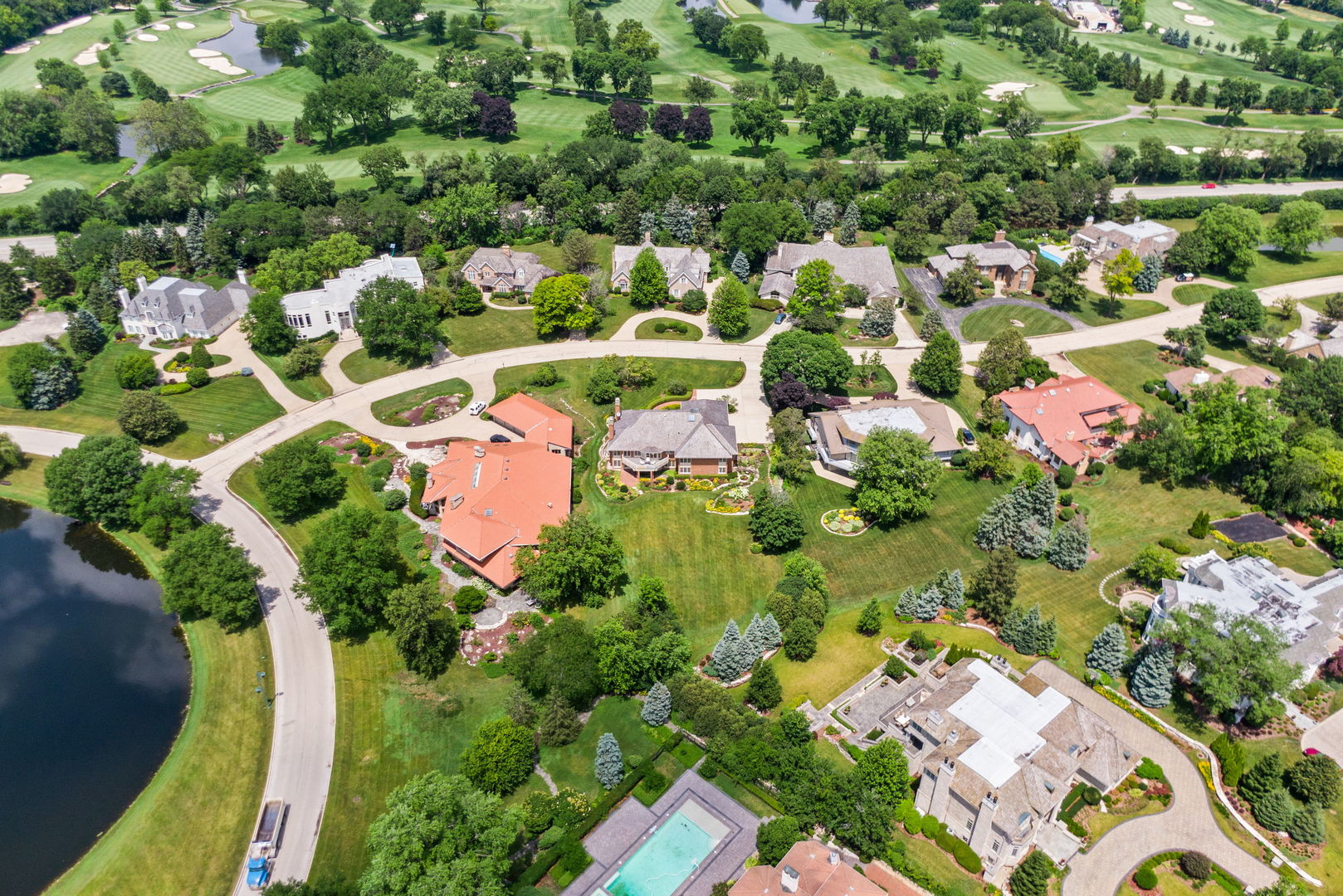 2016 Midwest club Parkway, Oak Brook, IL 60523