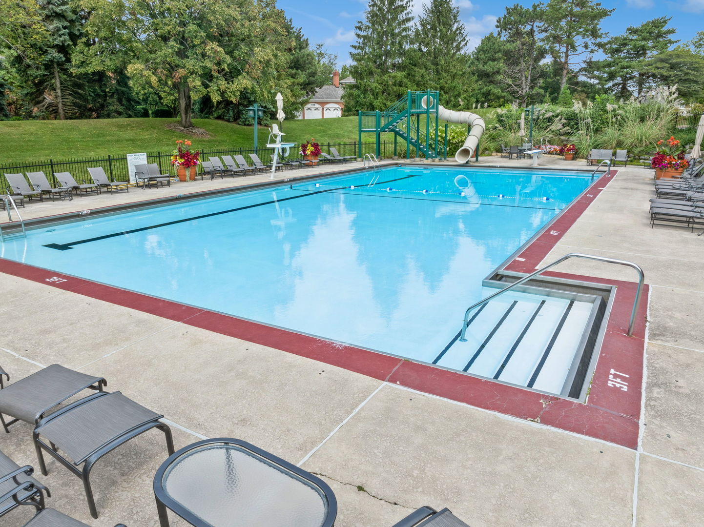 2016 Midwest club Parkway, Oak Brook, IL 60523