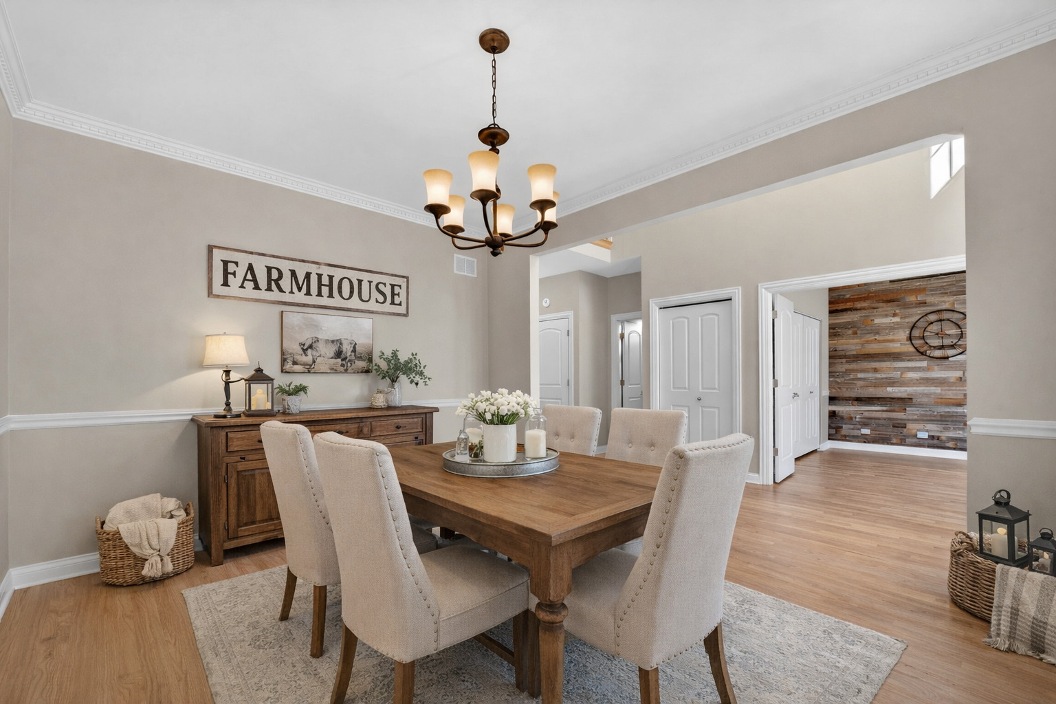 1518 N Patton Avenue, Arlington Heights, IL 60004