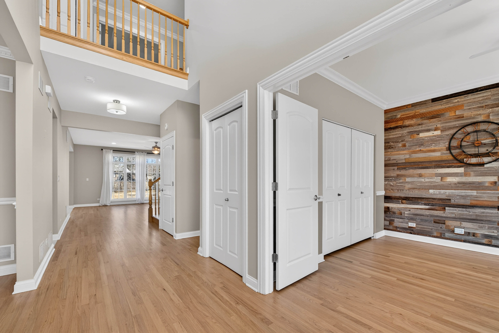 1518 N Patton Avenue, Arlington Heights, IL 60004