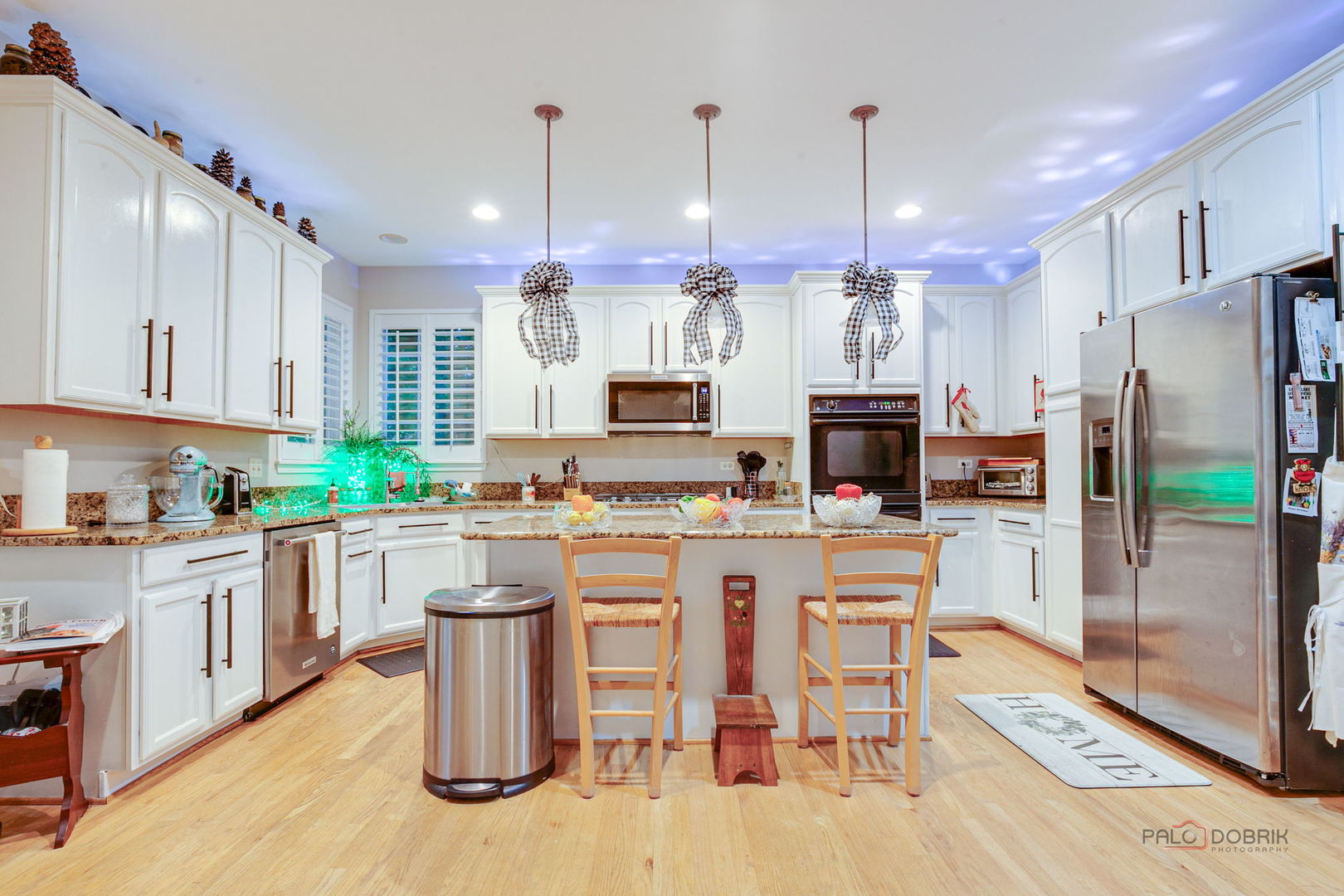 7449 Brentwood Lane, Gurnee, IL 60031