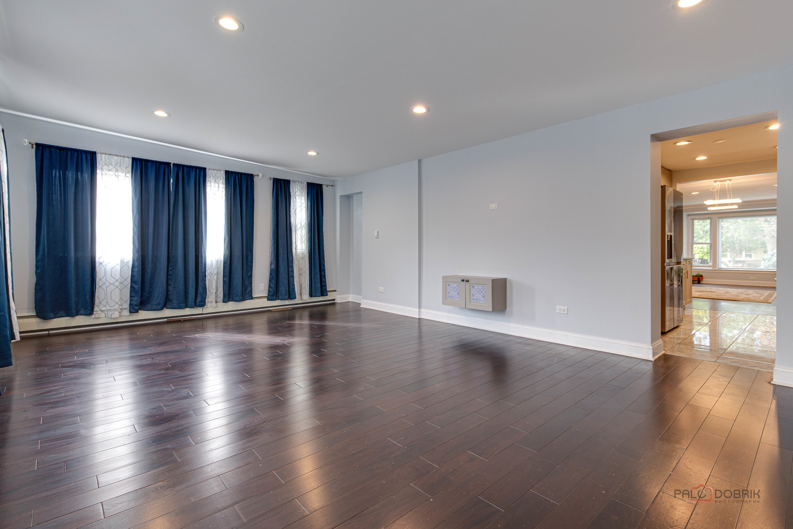 6149 N Karlov Avenue, Chicago, IL 60646