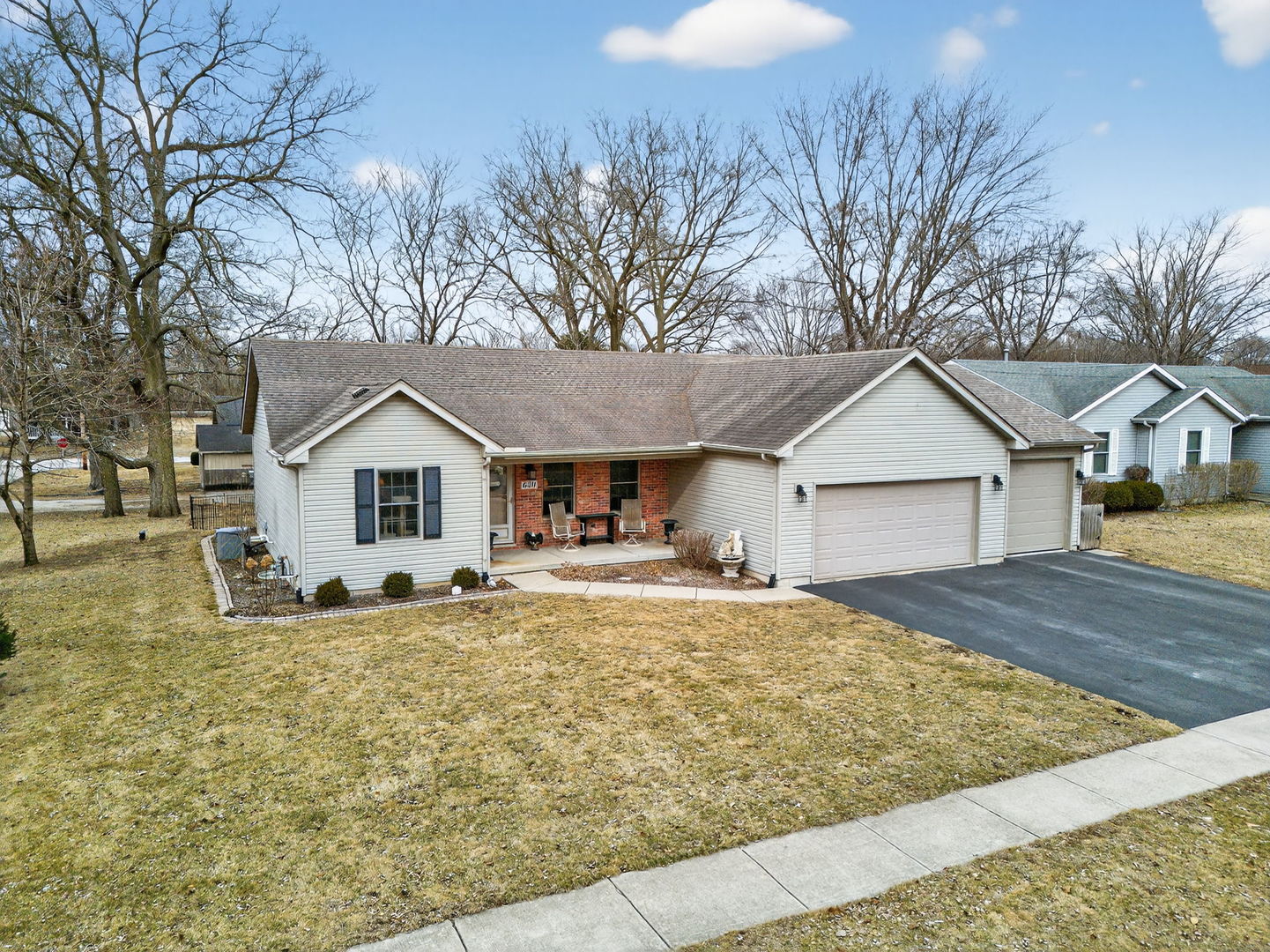 630 W Church Street, Sheridan, IL 60551