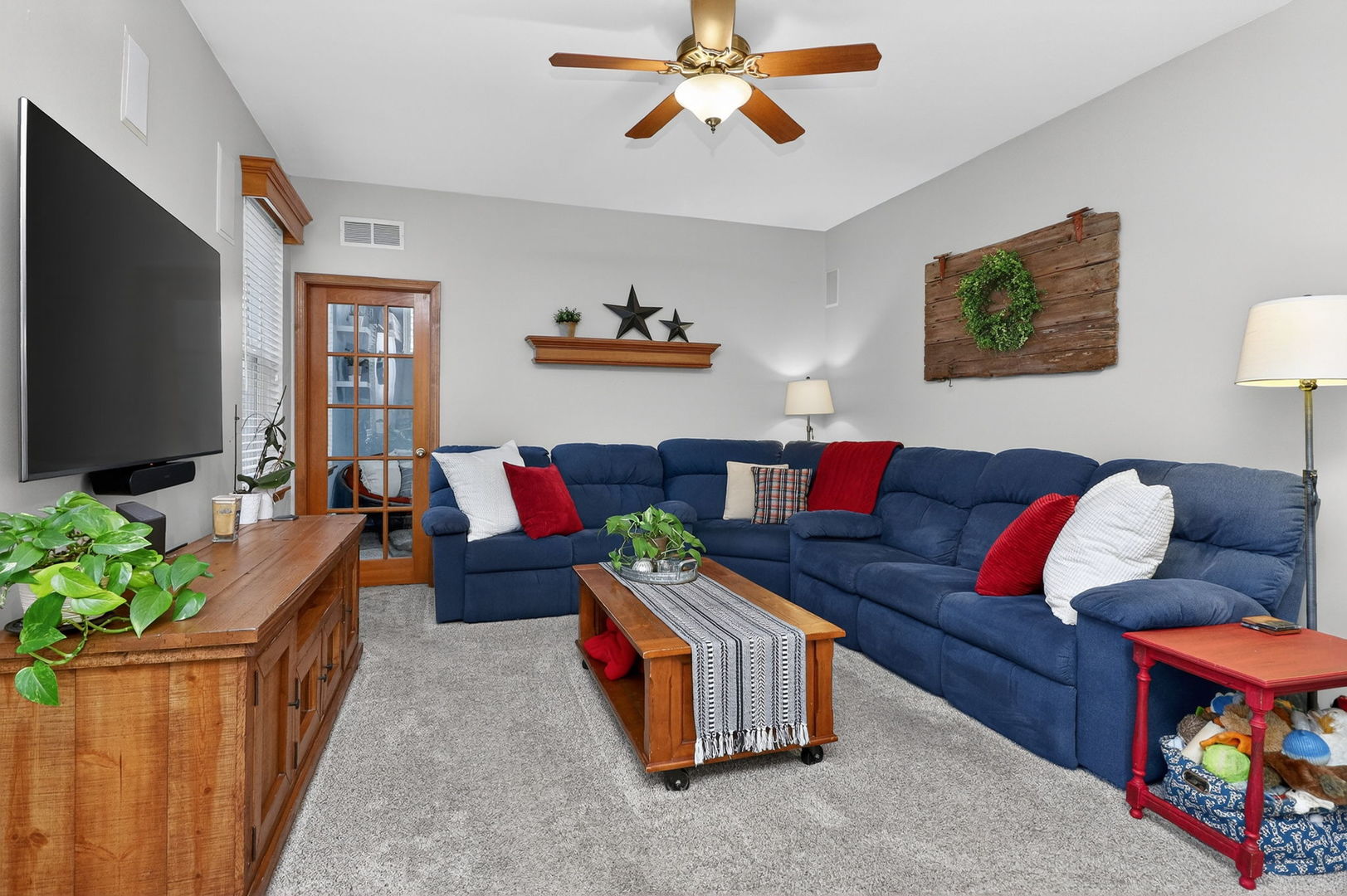 2721 Lansdale Avenue, Aurora, IL 60503