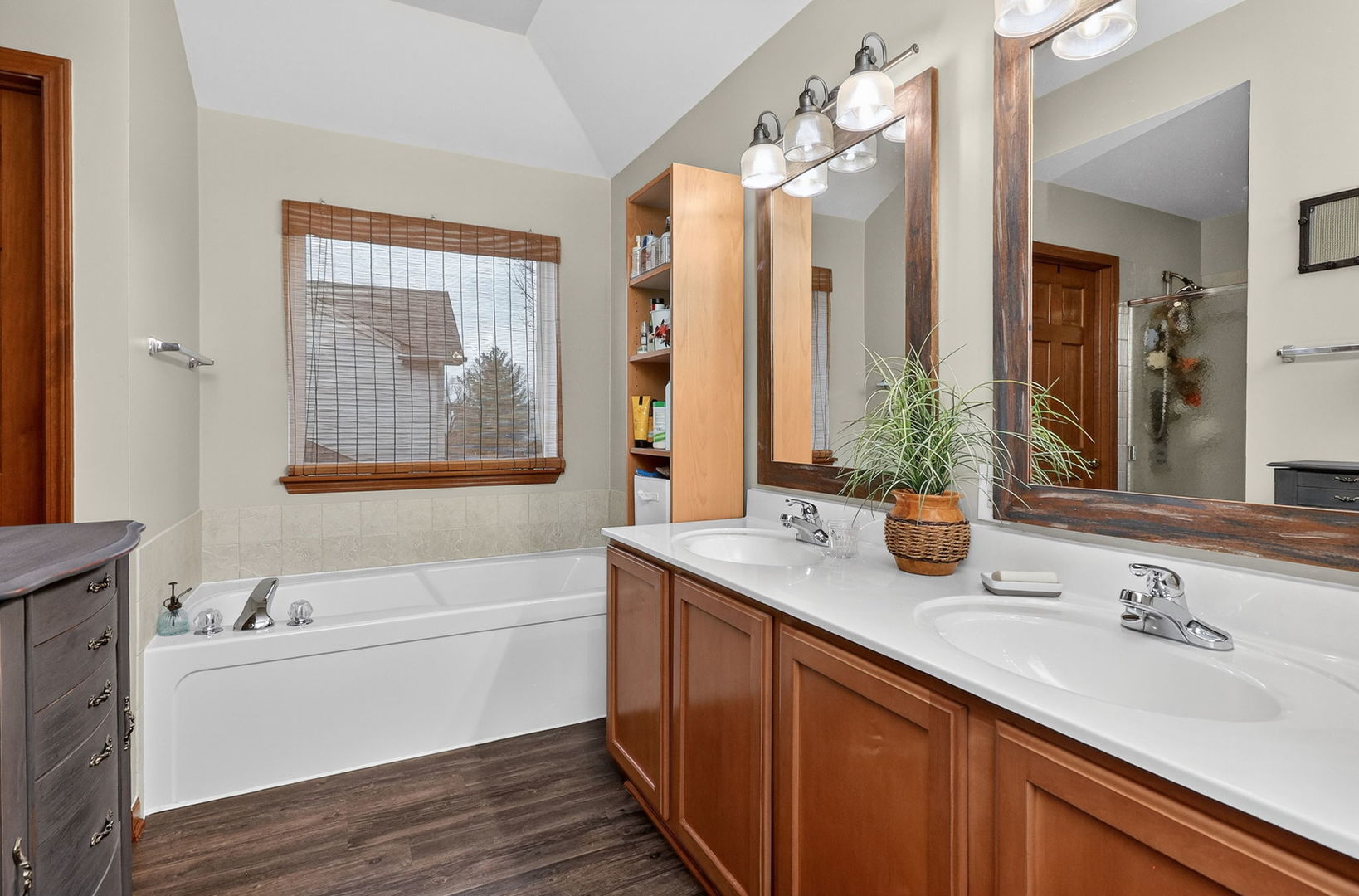 2721 Lansdale Avenue, Aurora, IL 60503