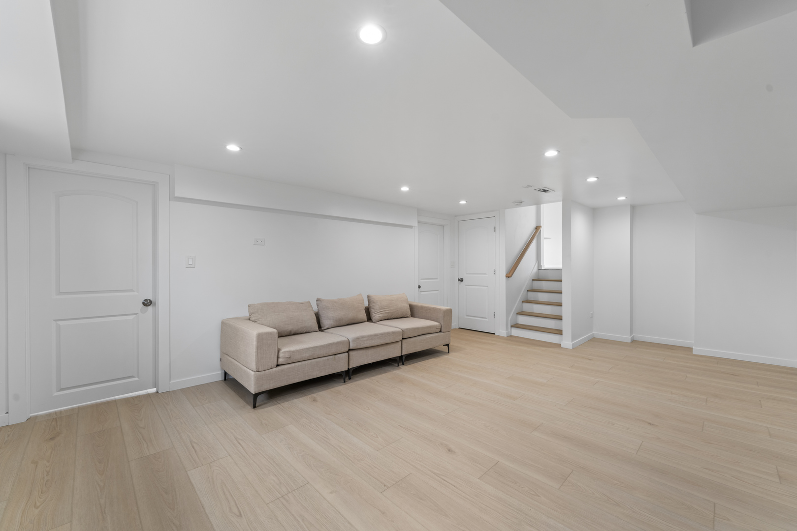 7728 Williams Street, Downers Grove, IL 60516