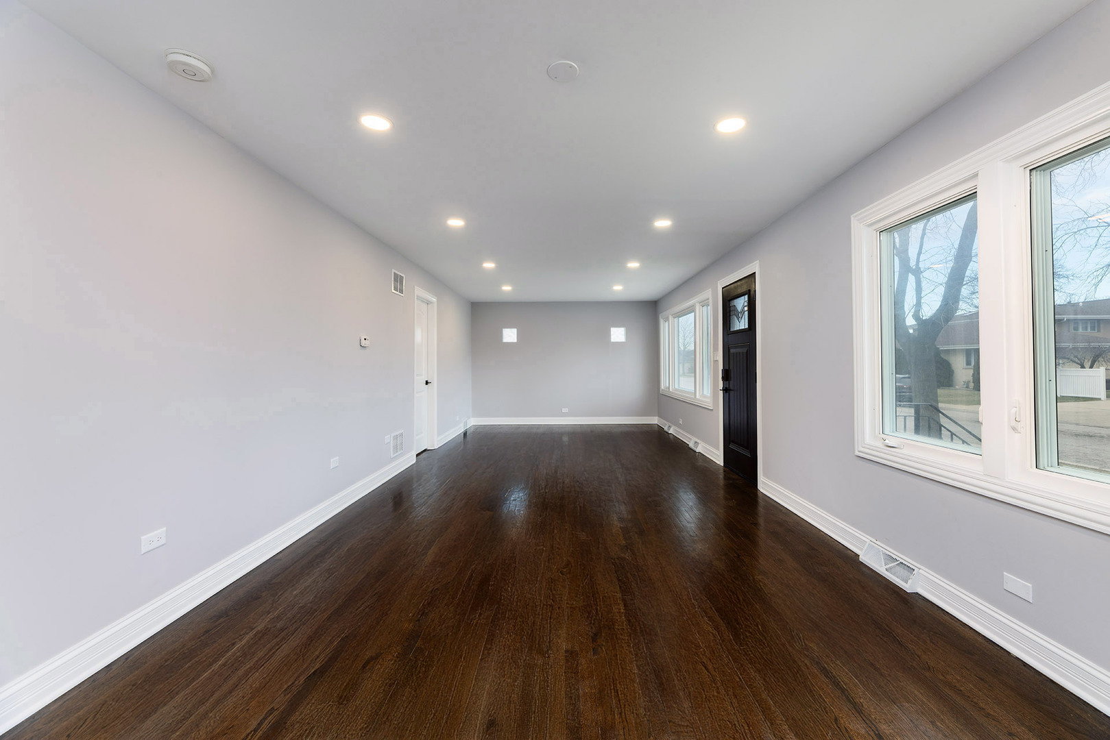 4955 N Delphia Avenue, Norridge, IL 60706