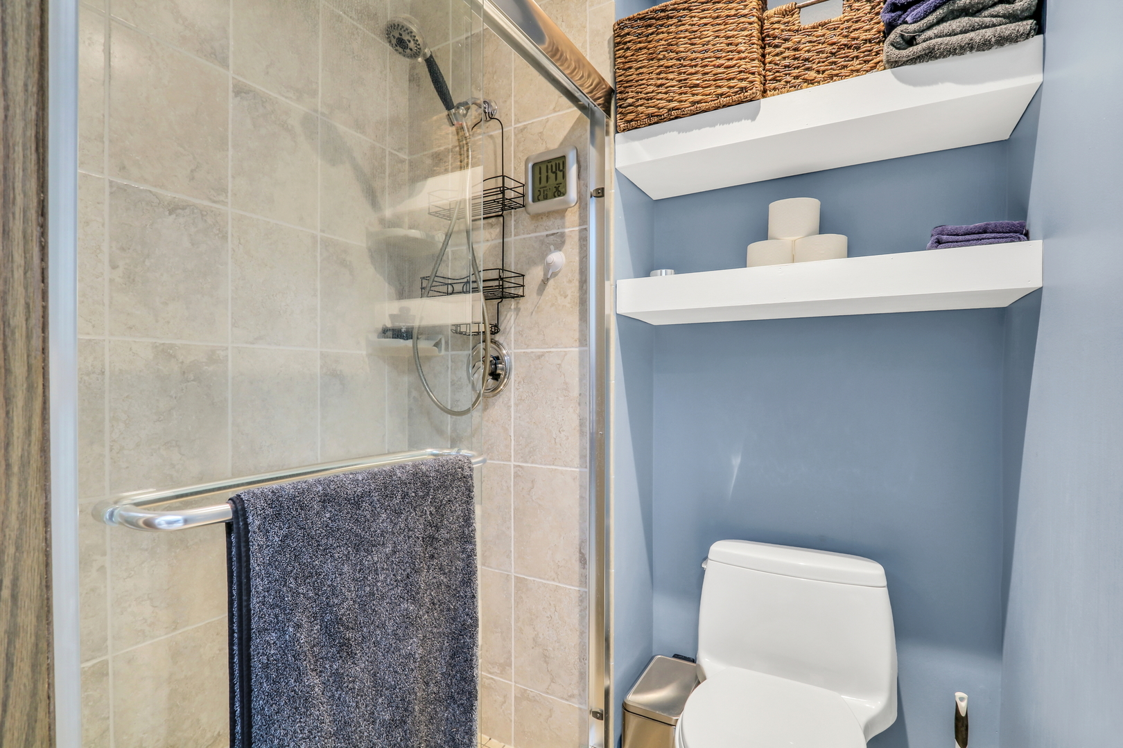 705 COLBY Court, Gurnee, IL 60031