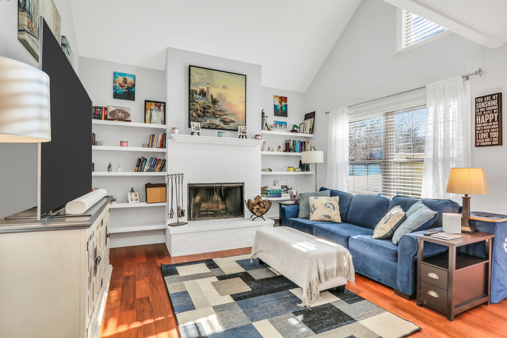 705 COLBY Court, Gurnee, IL 60031