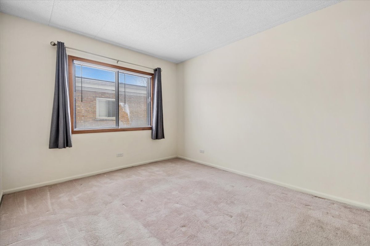 6850 N Northwest Highway #2B, Chicago, IL 60631