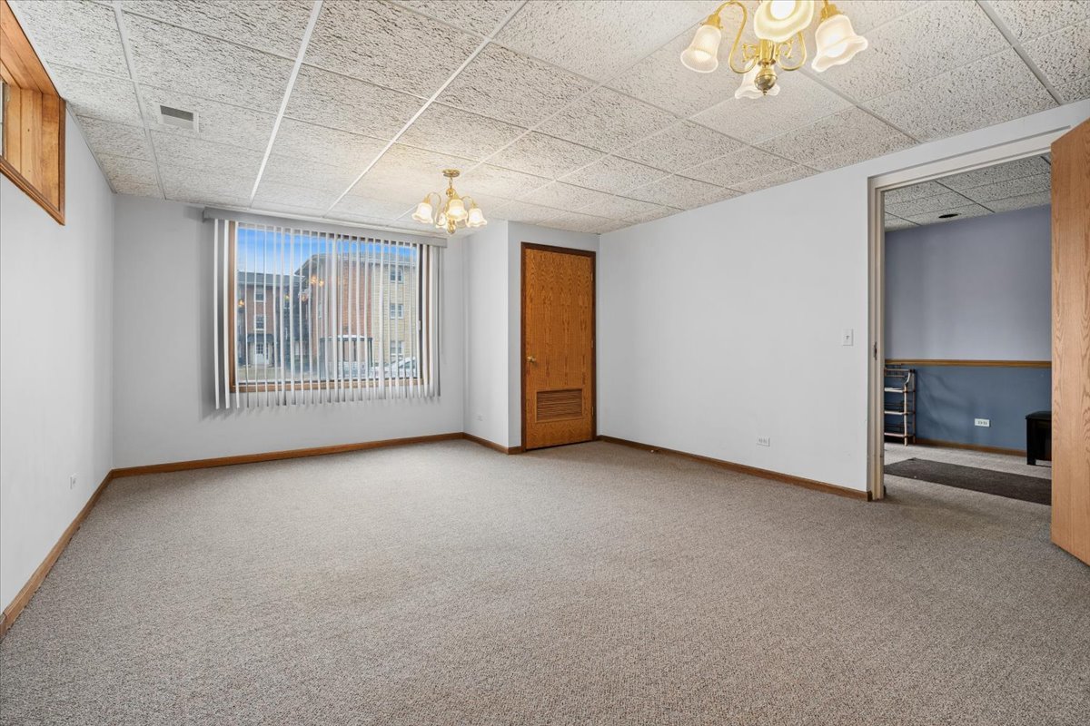6850 N Northwest Highway #2B, Chicago, IL 60631