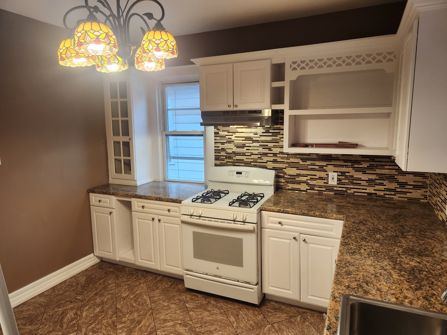 13933 S Michigan Avenue, Riverdale, IL 60827