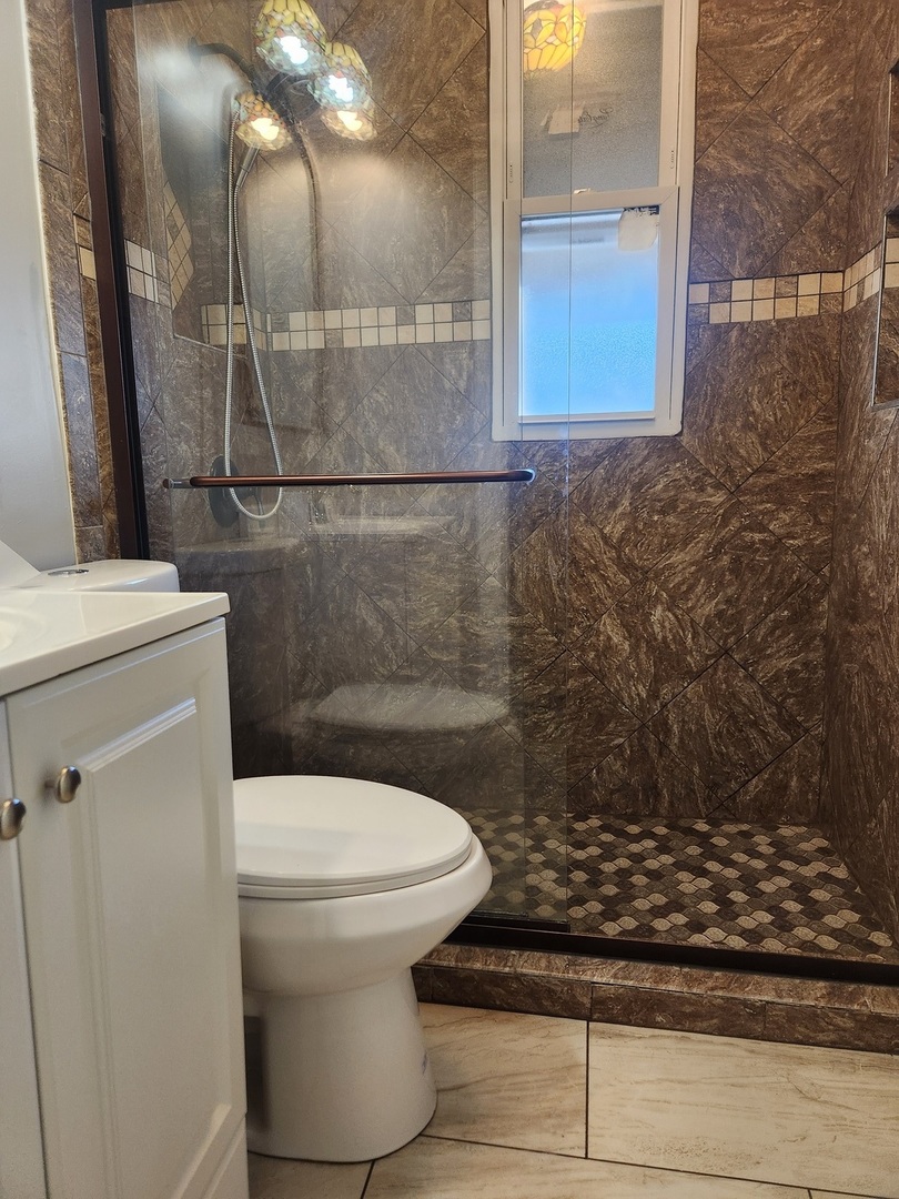 13933 S Michigan Avenue, Riverdale, IL 60827