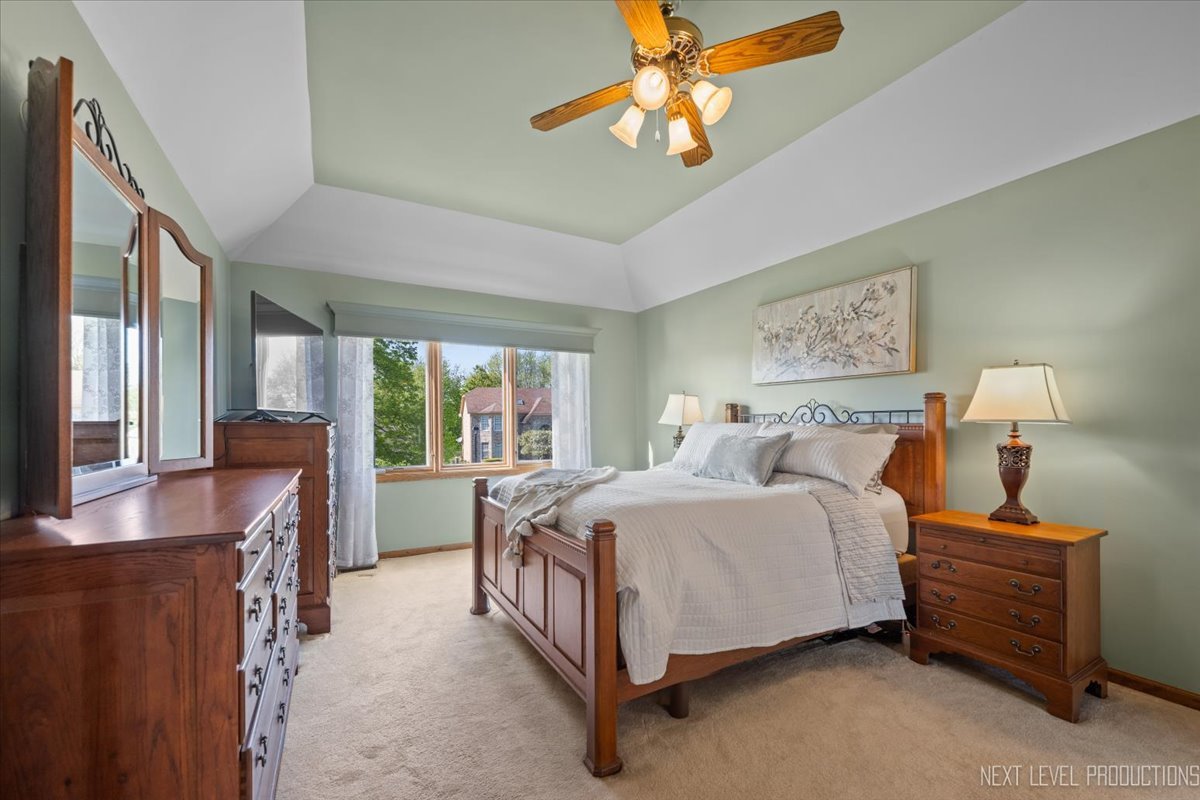 3819 Cadella Circle, Naperville, IL 60564