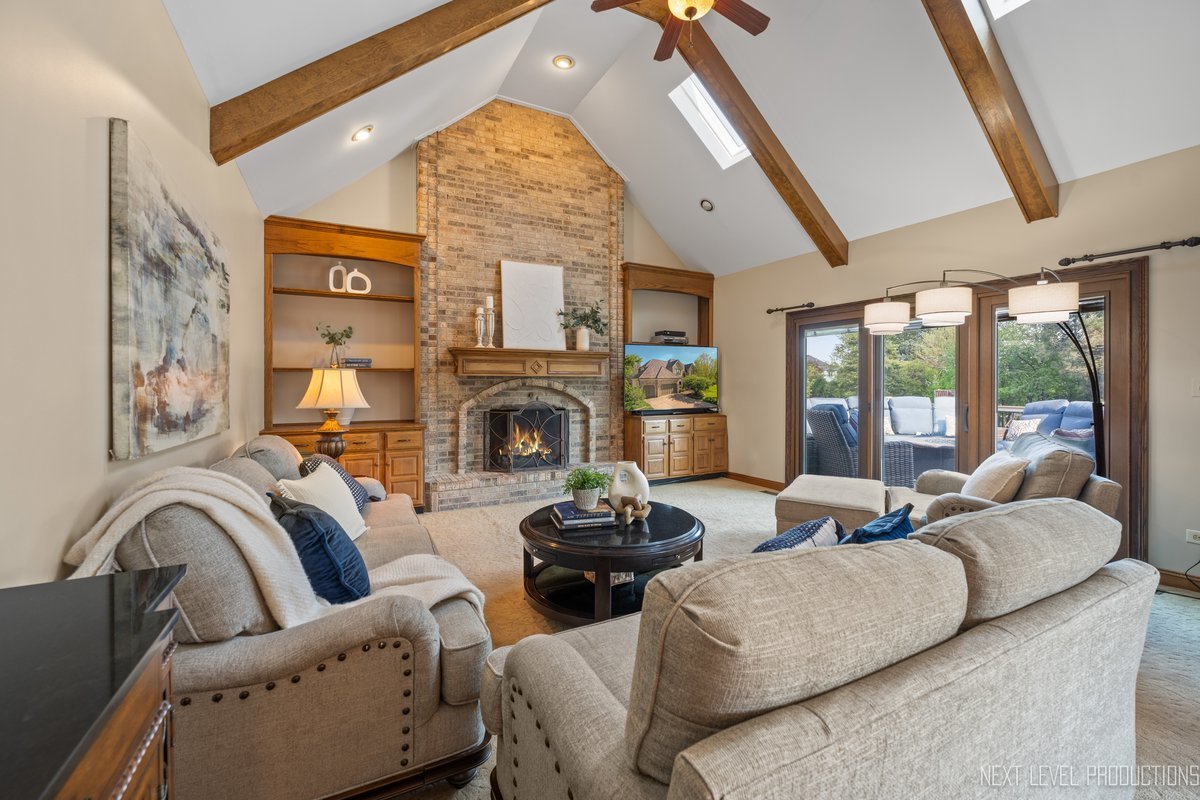 3819 Cadella Circle, Naperville, IL 60564