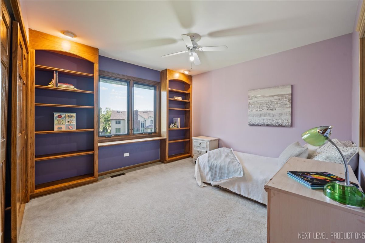 3819 Cadella Circle, Naperville, IL 60564