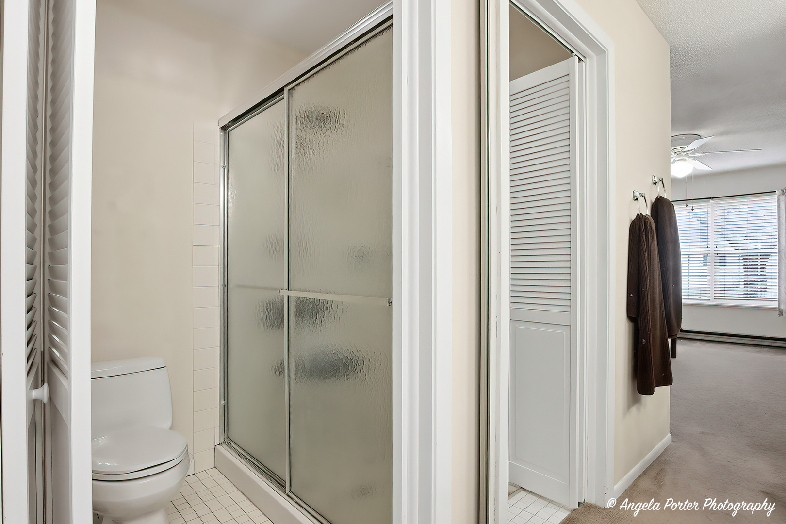 7202 Oxford Circle #237, Fox Lake, IL 60020