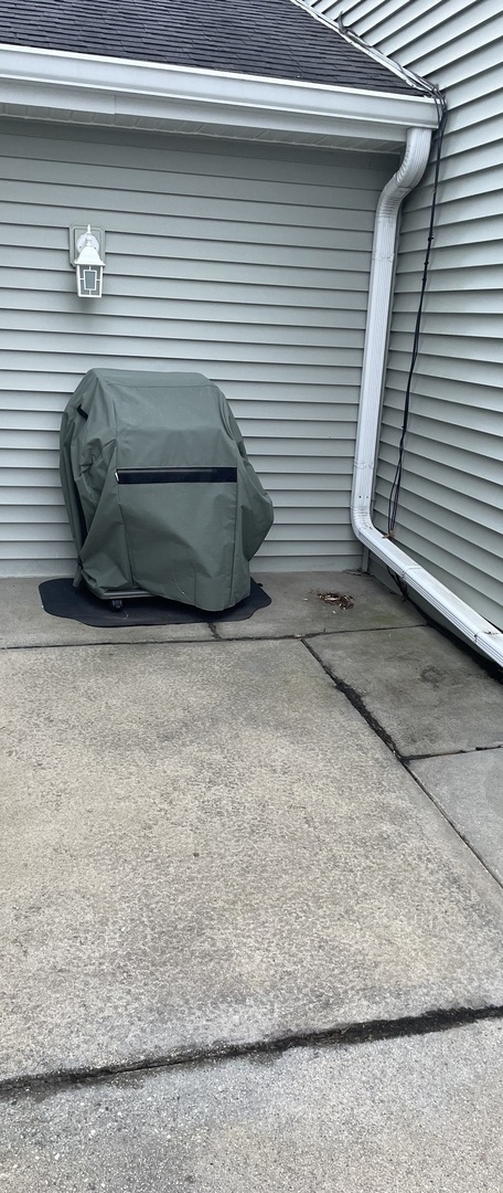 7202 Oxford Circle #237, Fox Lake, IL 60020