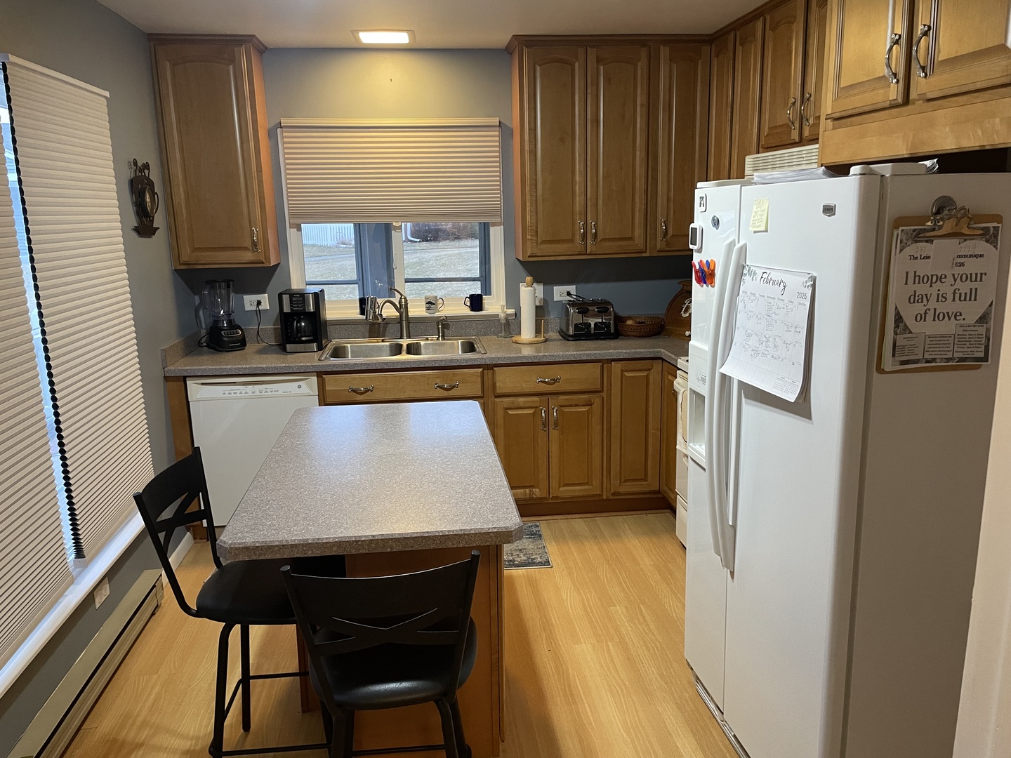 7202 Oxford Circle #237, Fox Lake, IL 60020