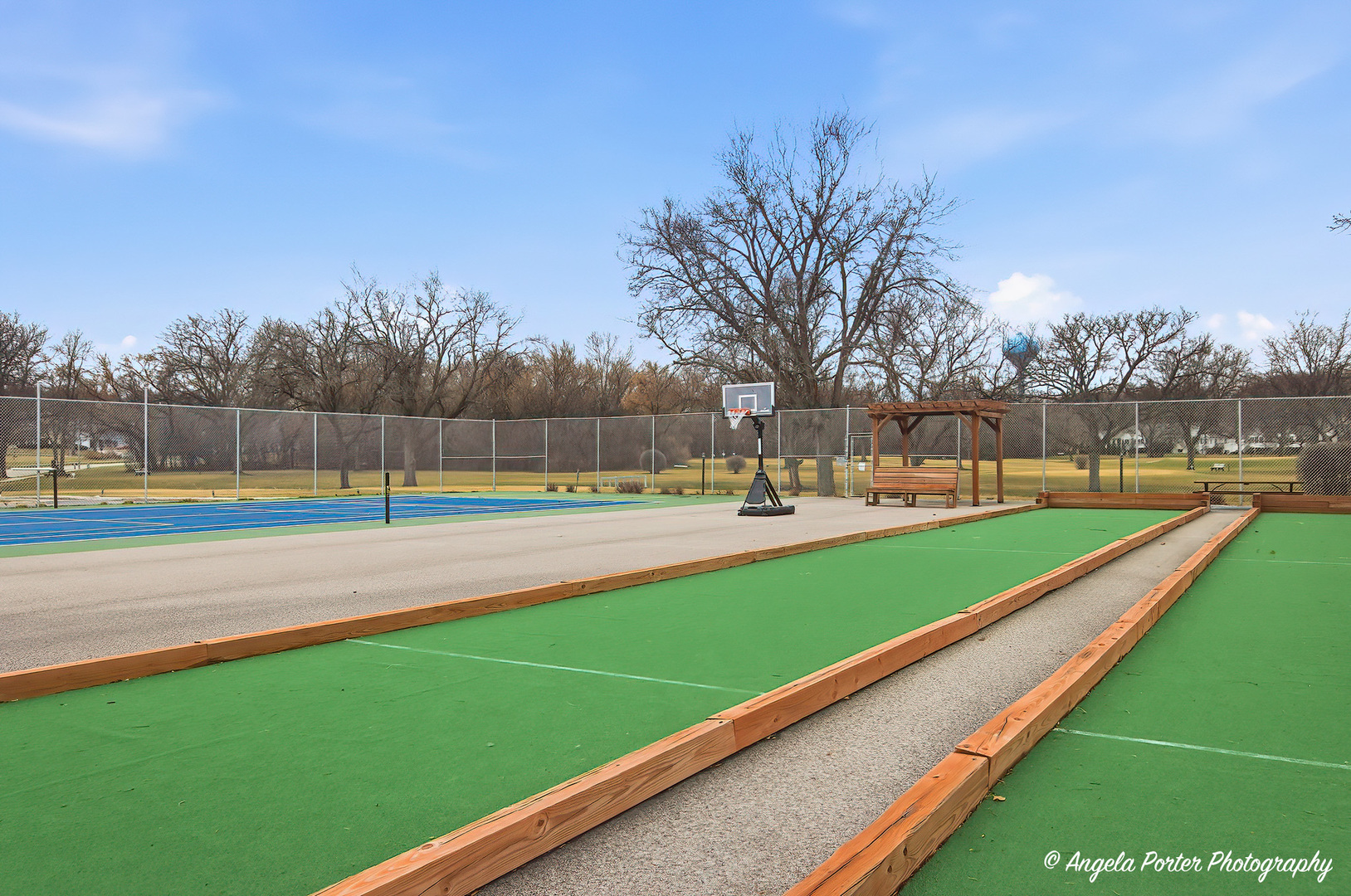 7202 Oxford Circle #237, Fox Lake, IL 60020