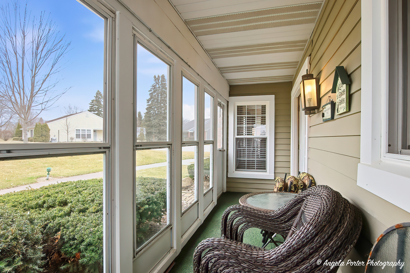 7202 Oxford Circle #237, Fox Lake, IL 60020