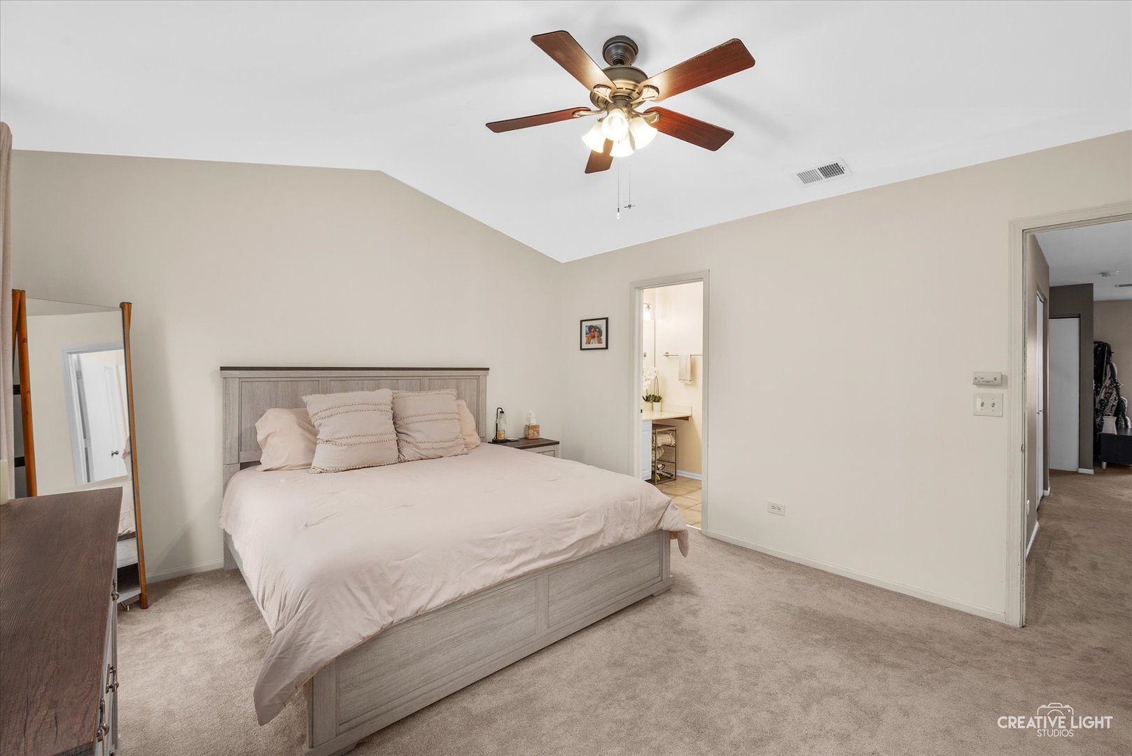 2542 Stonybrook Drive, Plainfield, IL 60586