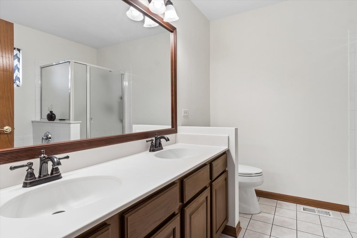 21429 W Sycamore Court, Plainfield, IL 60544