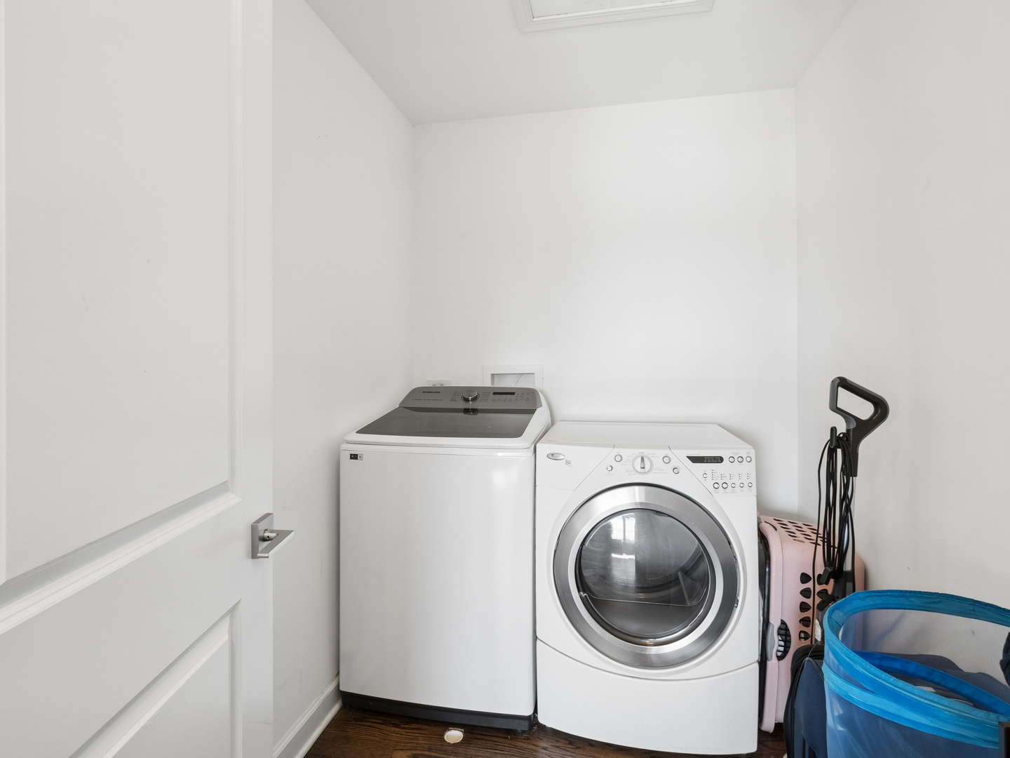 622 Oxford Court, Lindenhurst, IL 60046