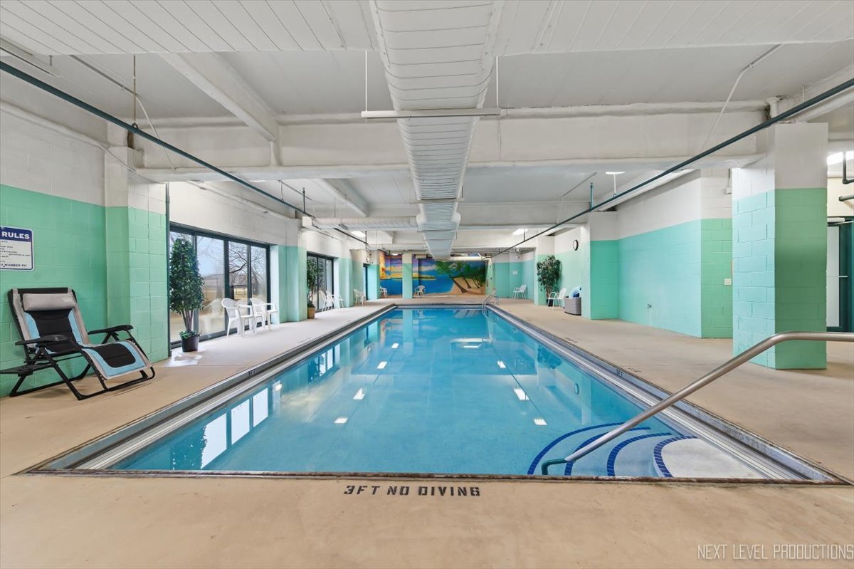 1500 S Ardmore Avenue #304, Villa Park, IL 60181