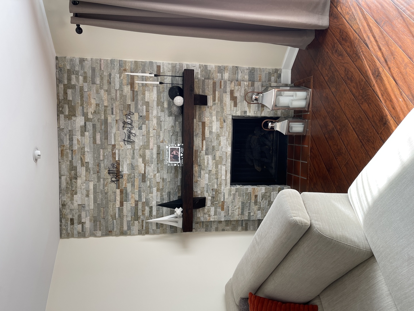 1327 Williamsburg Drive #B2, Schaumburg, IL 60193