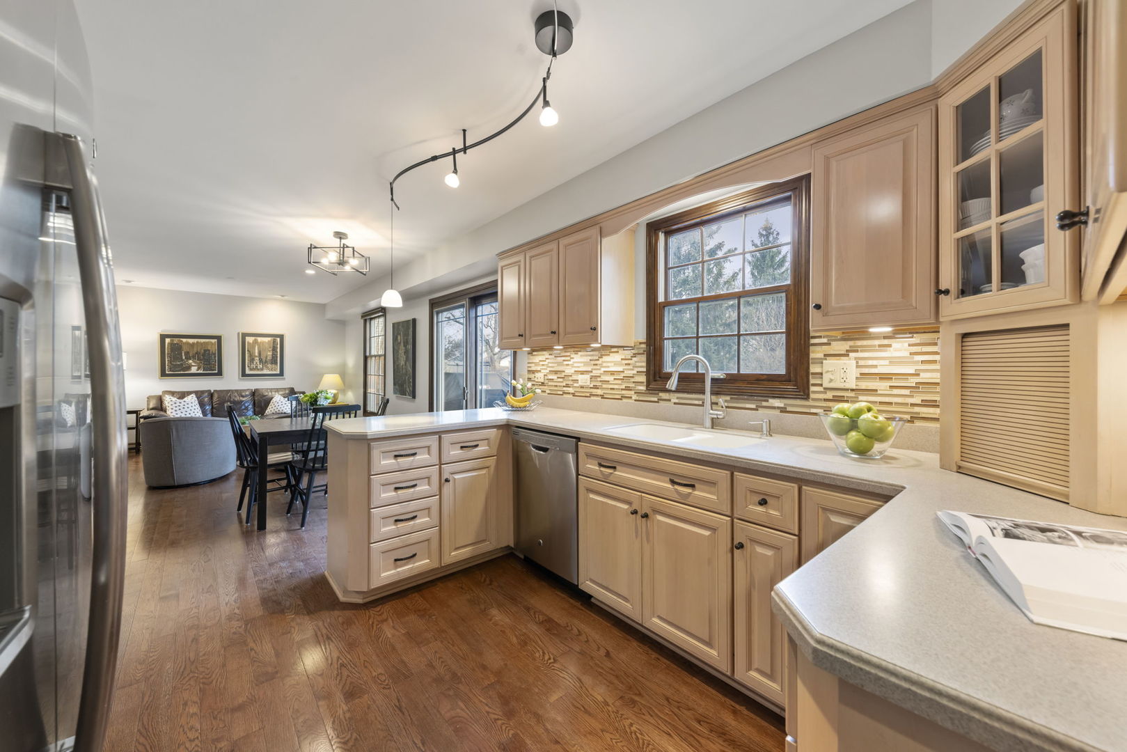 1336 Chestnut Ridge Drive, Naperville, IL 60540