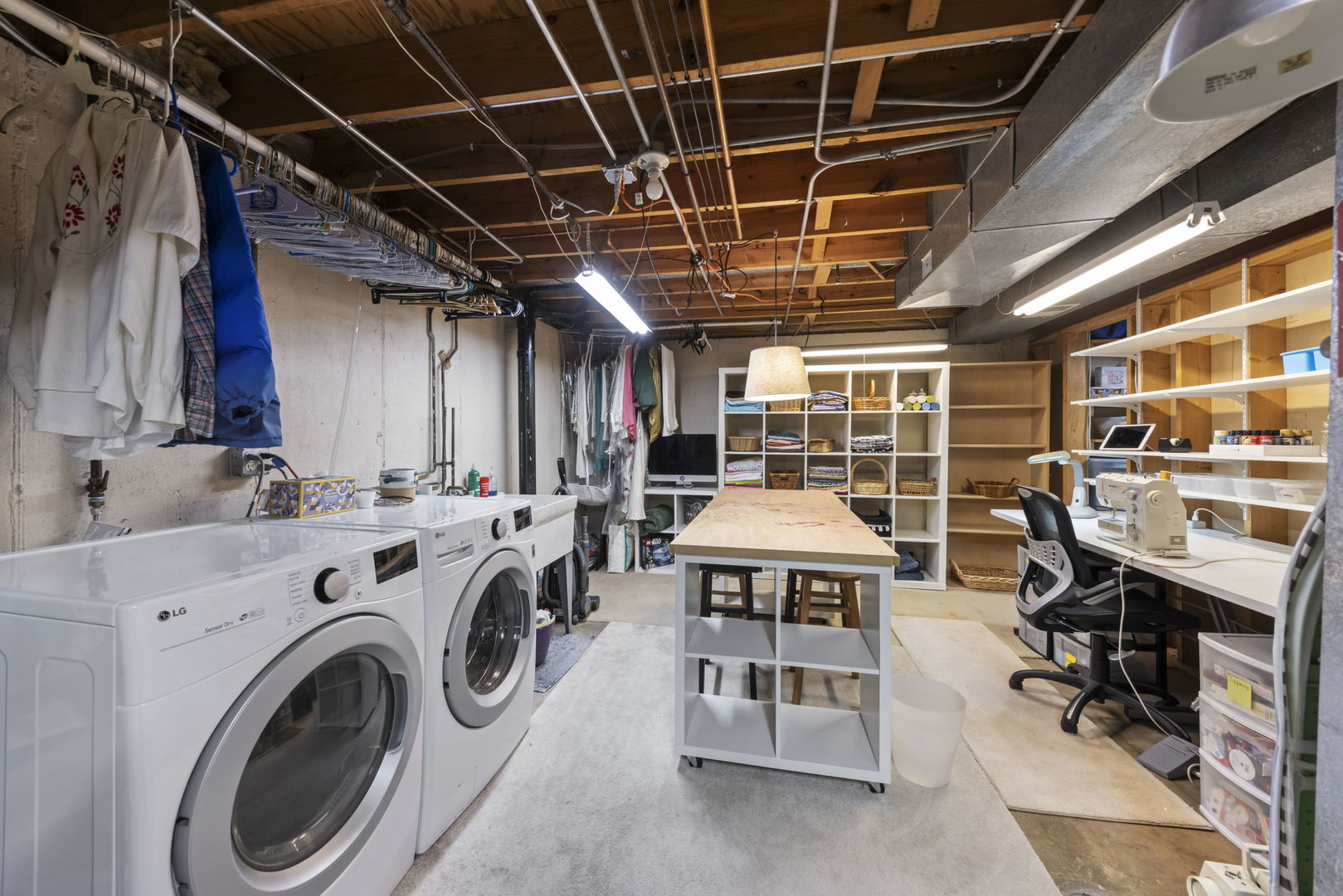 1336 Chestnut Ridge Drive, Naperville, IL 60540